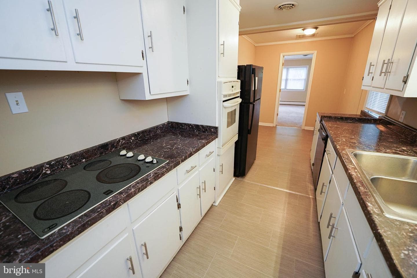 431 Monticello Avenue photo 8