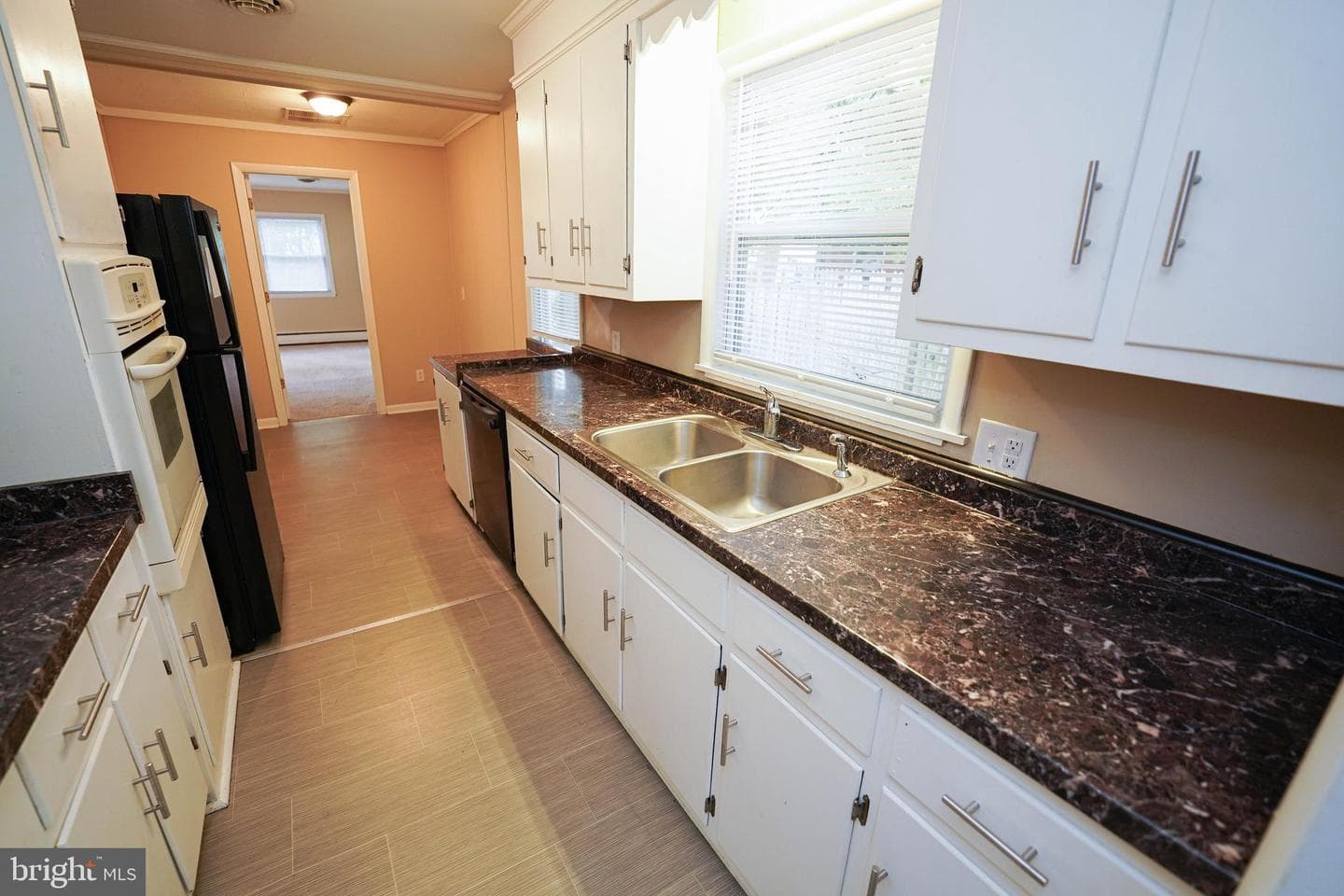 431 Monticello Avenue photo 9