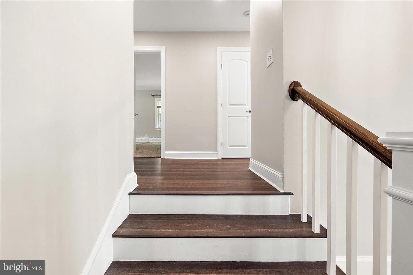 1105 Riverside Drive photo 35