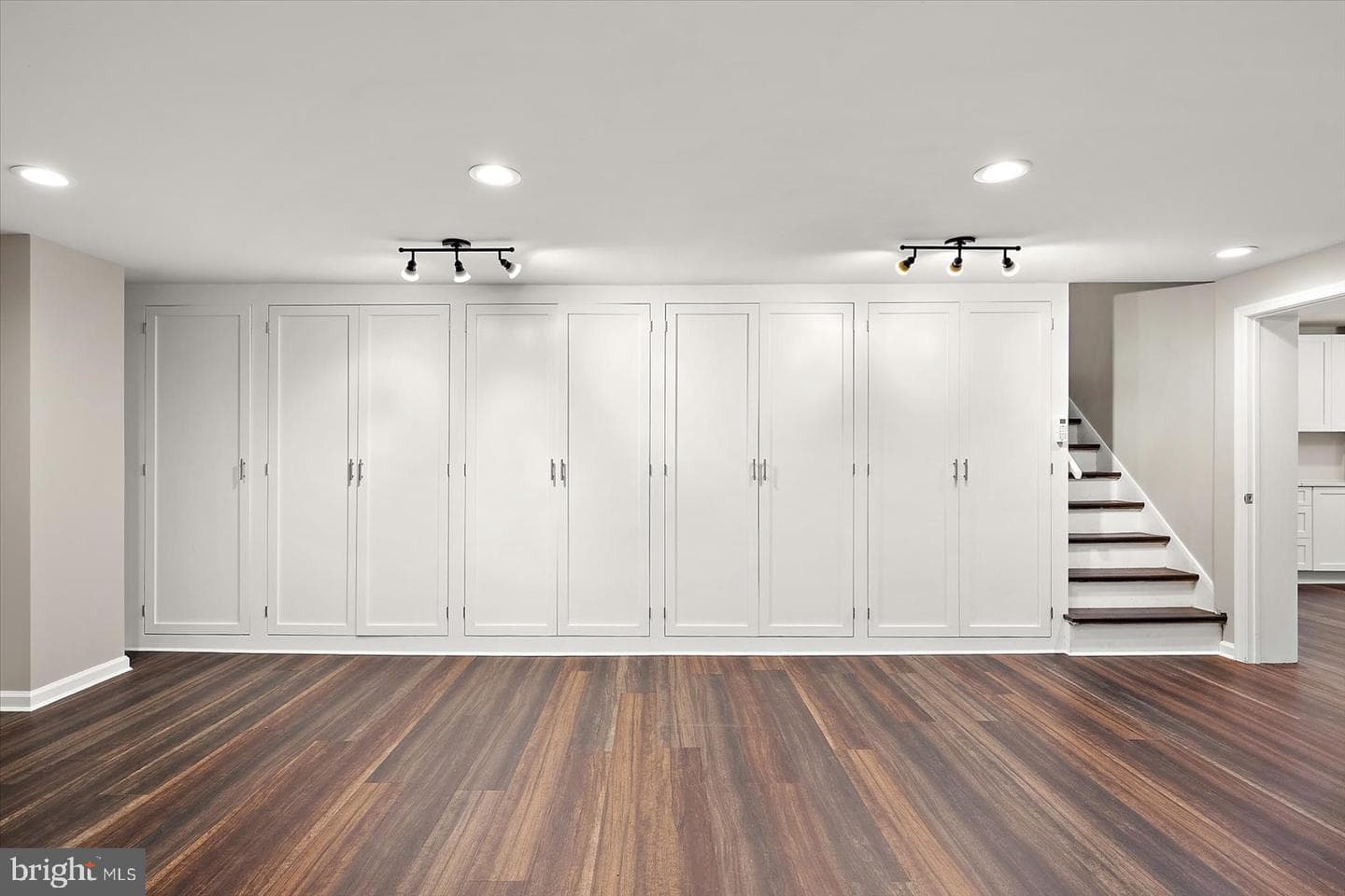 1105 Riverside Drive photo 51