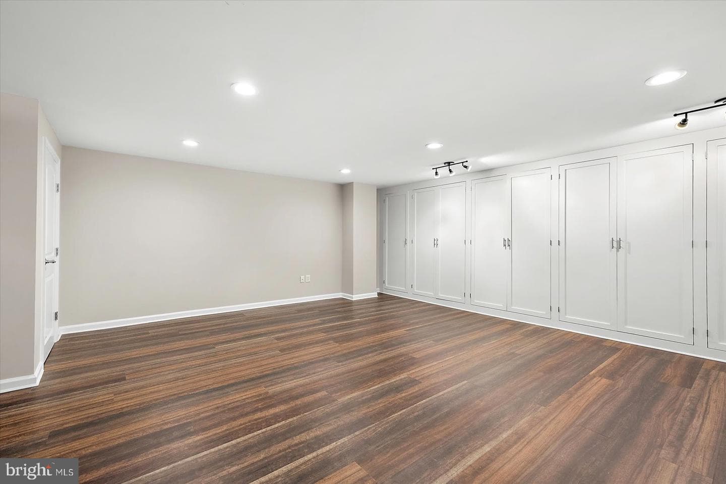 1105 Riverside Drive photo 54
