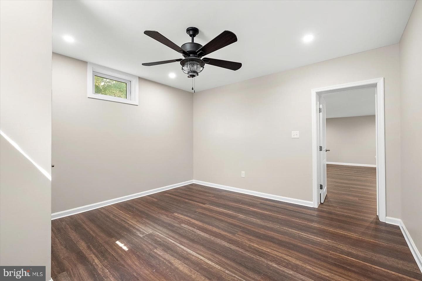 1105 Riverside Drive photo 56
