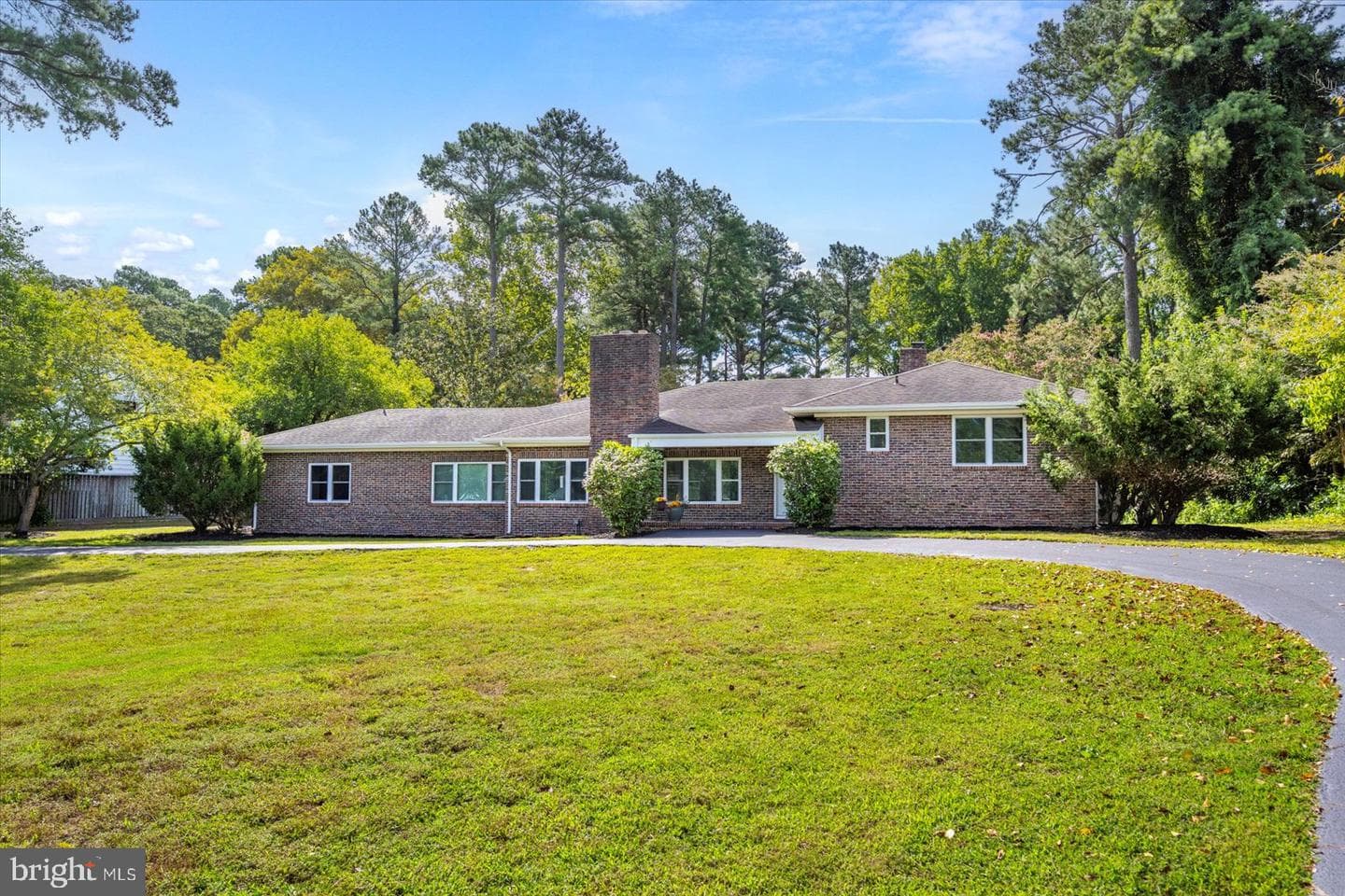 1105 Riverside Drive photo 59