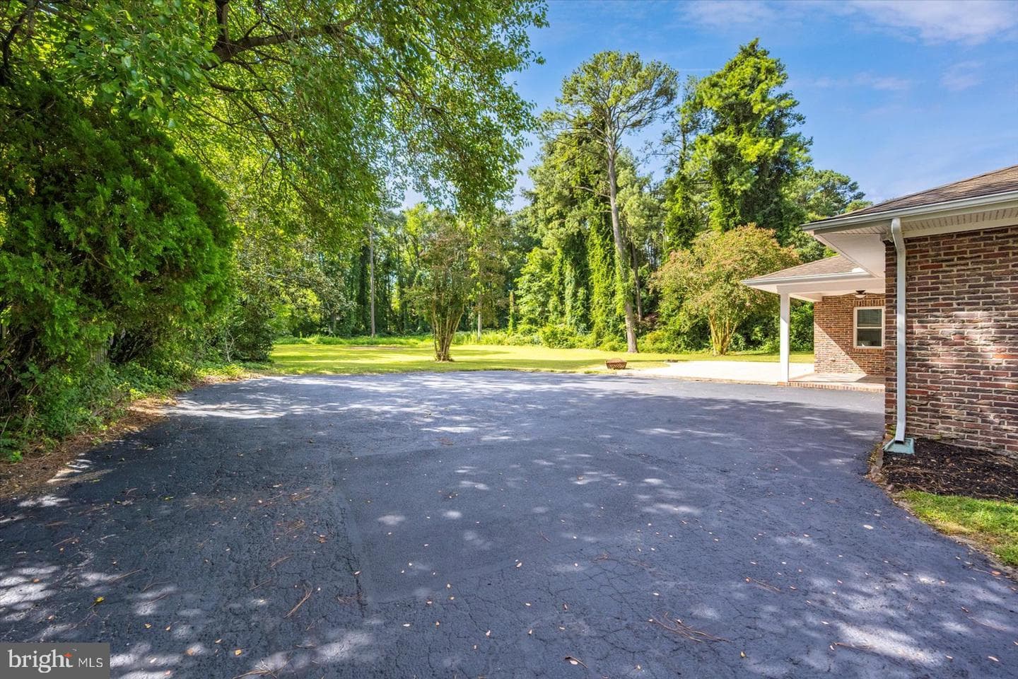 1105 Riverside Drive photo 62