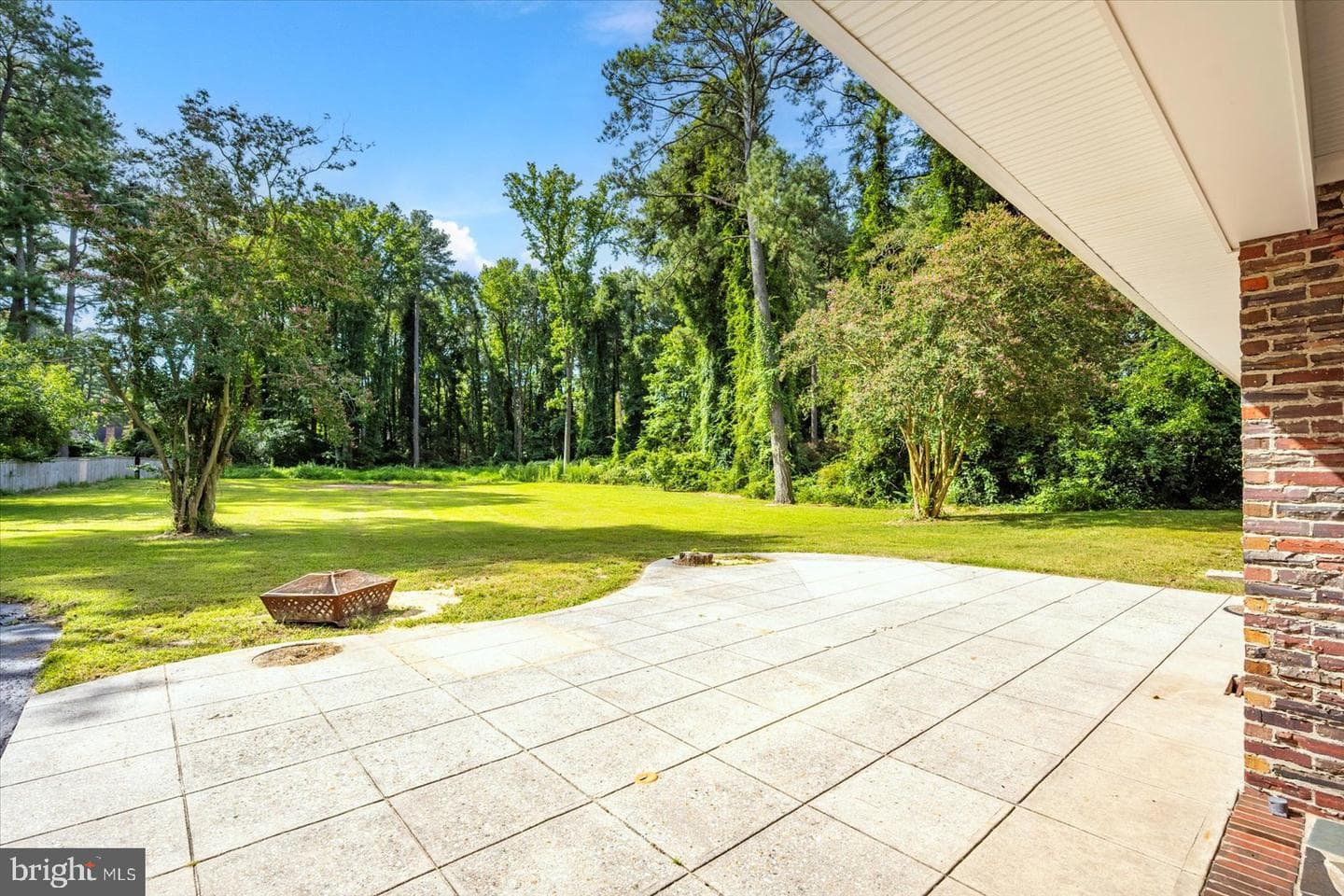 1105 Riverside Drive photo 69