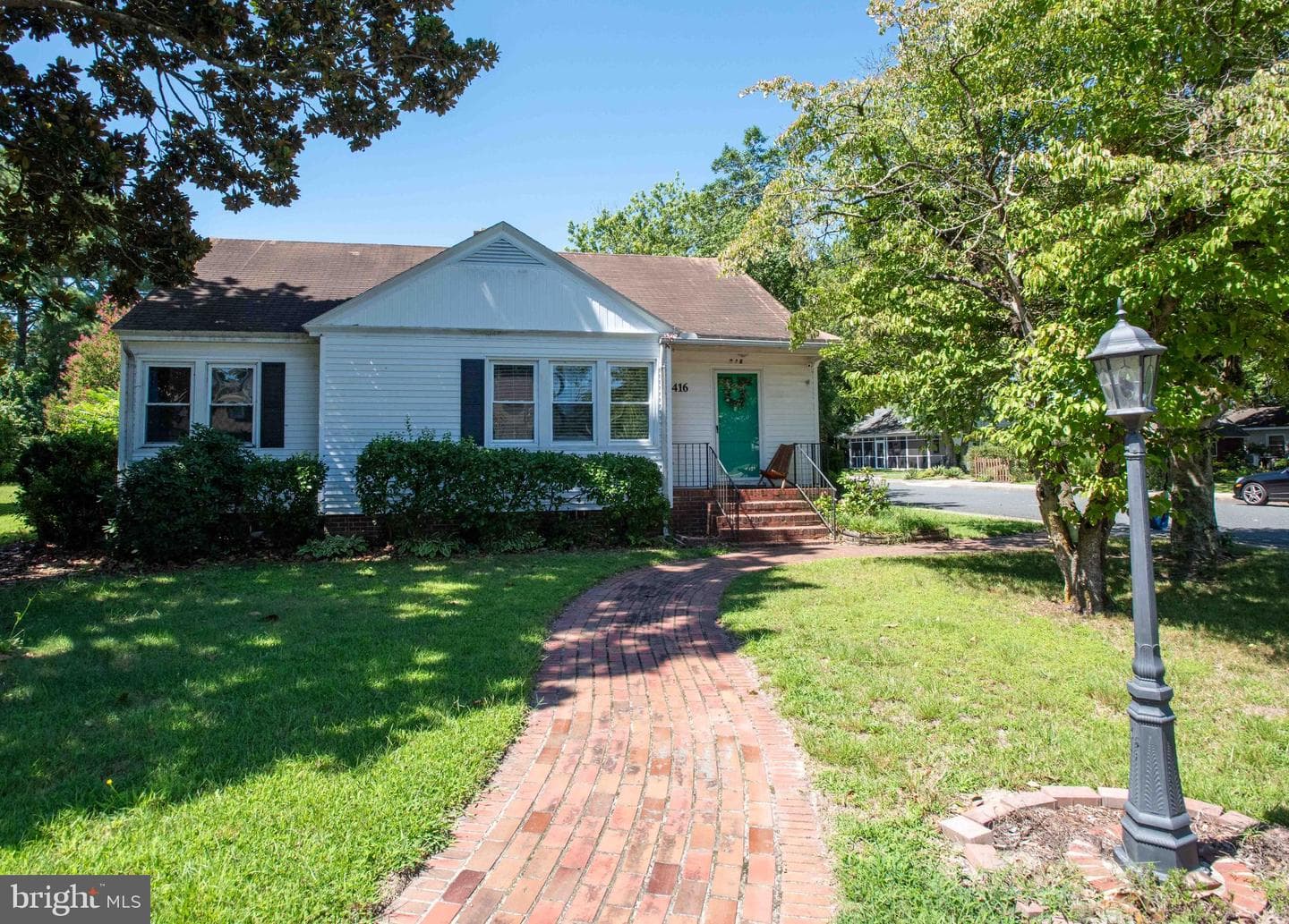 416 Truitt Street photo 3
