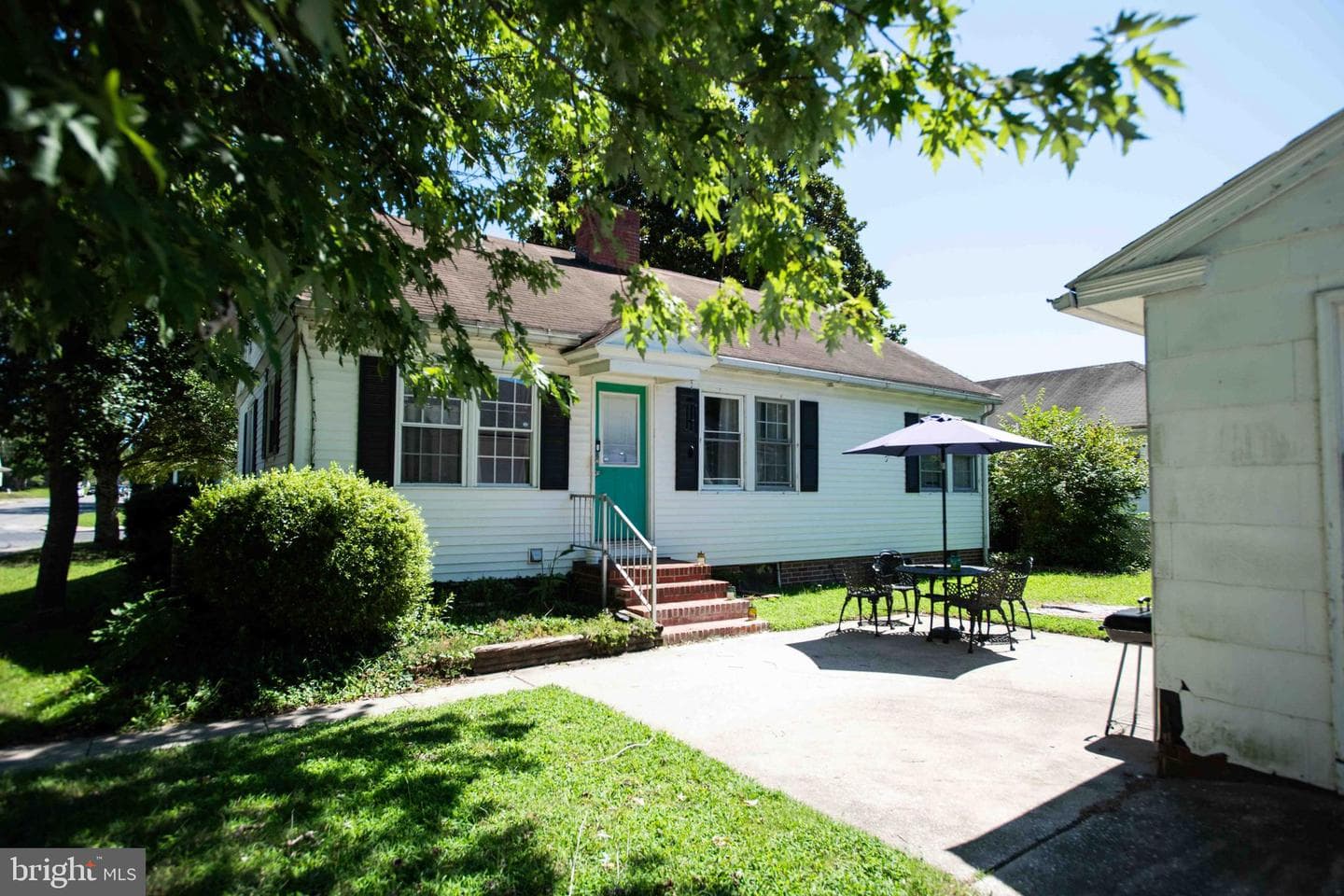 416 Truitt Street photo 4