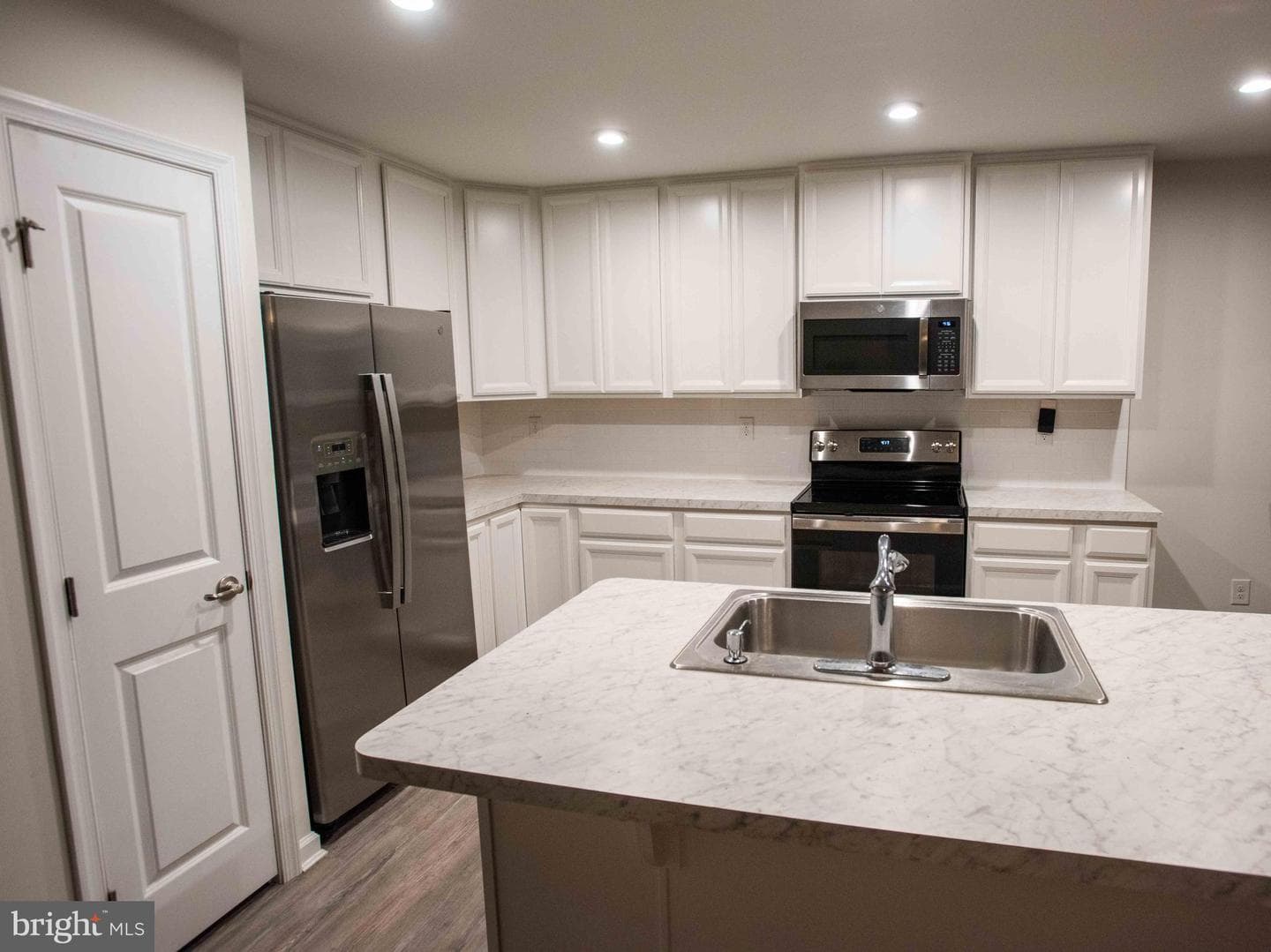 9490 Song Sparrow Circle photo 12