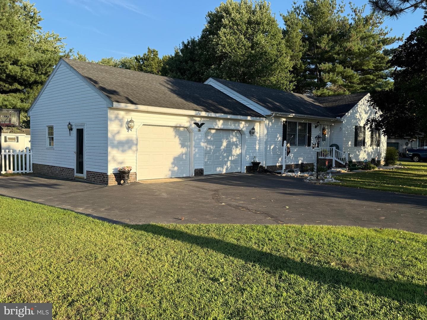 6151 Trails End Court photo 3