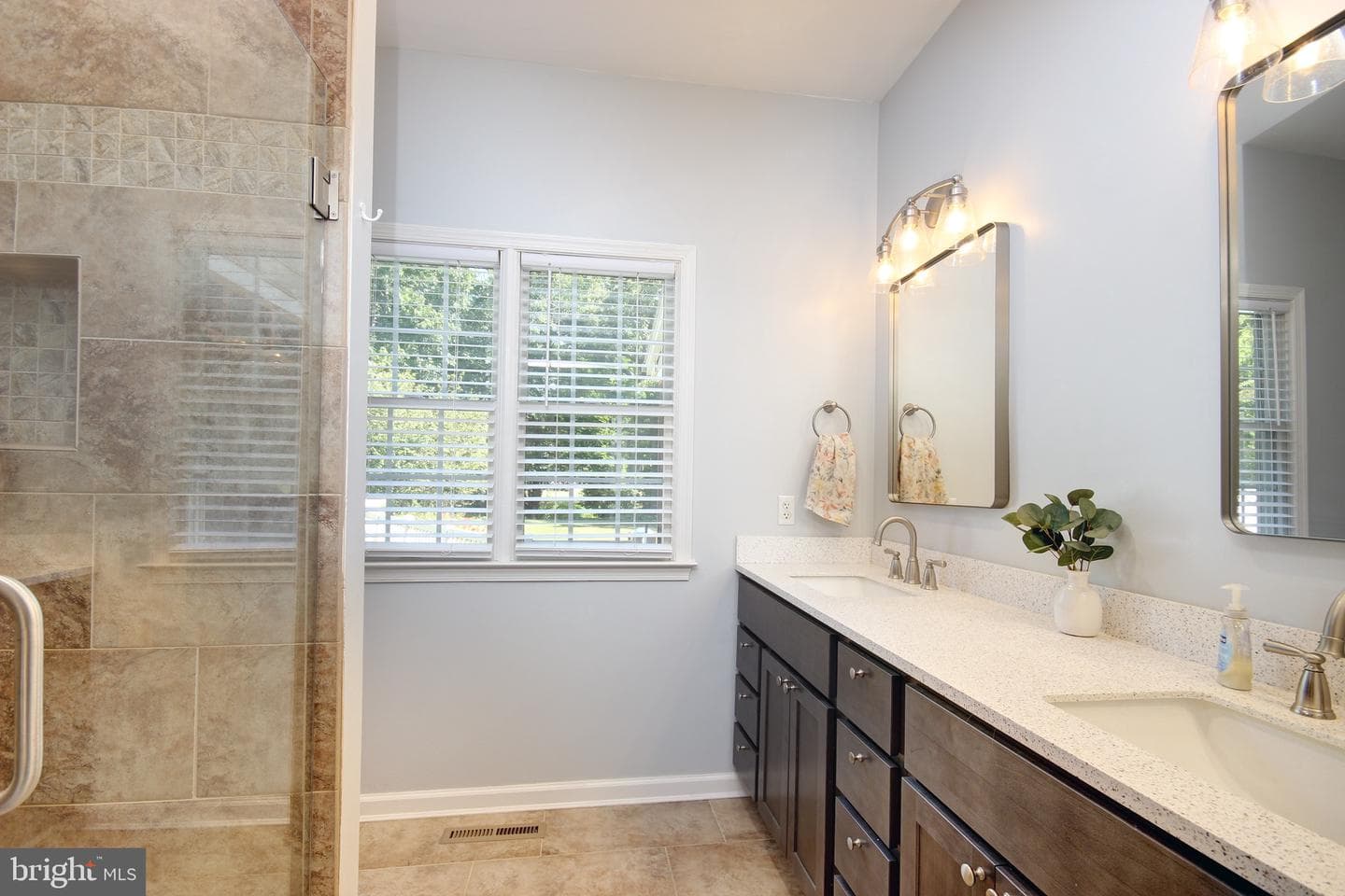 5277 Green Hill Circle photo 18