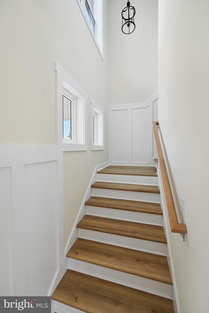 305 Viewfield Drive photo 10