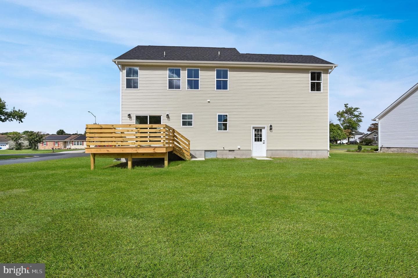 305 Viewfield Drive photo 19