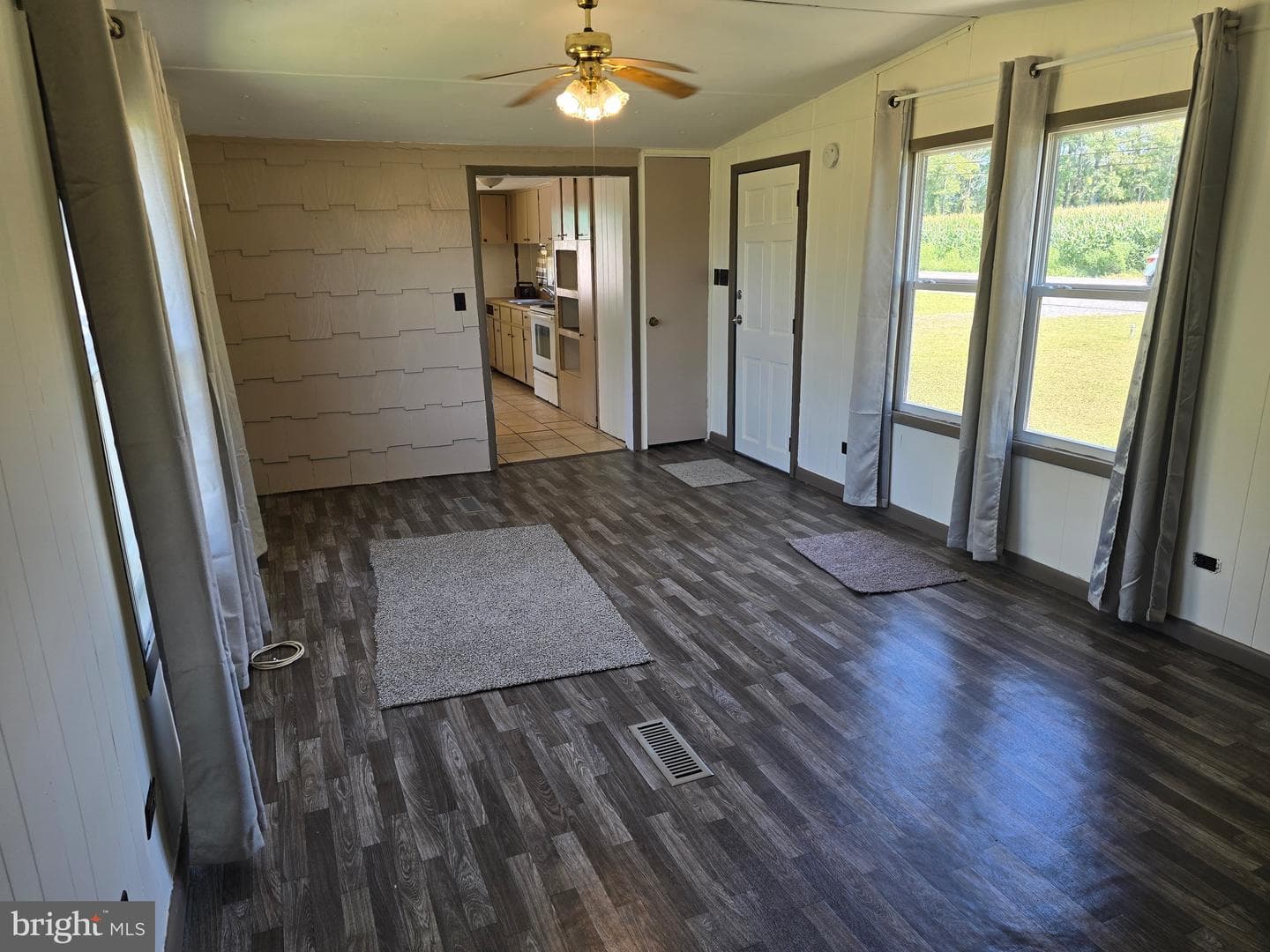 4662 Powellville Road photo 7