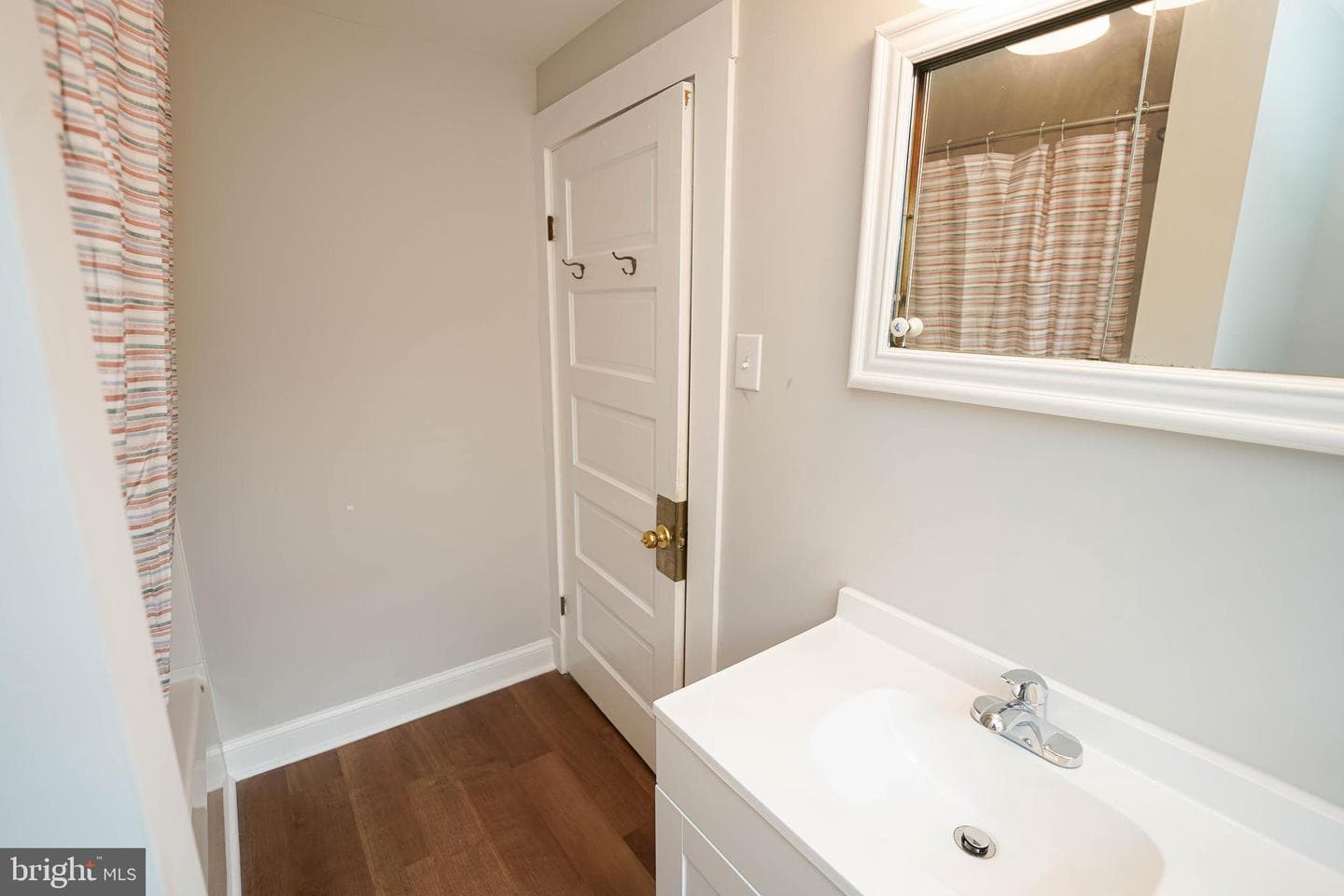 232 North Boulevard photo 27