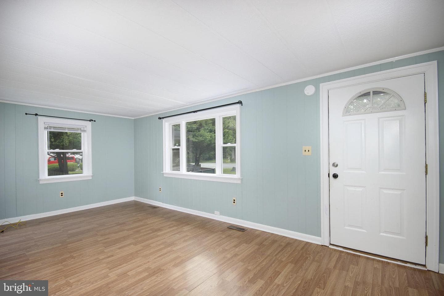 6844 Coleman Avenue photo 3