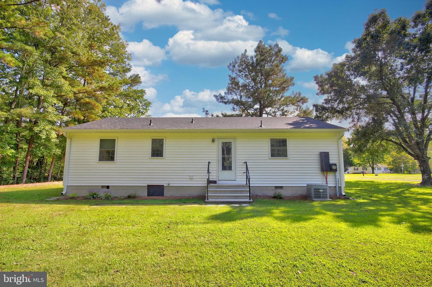 32052 Jordan Court photo 13