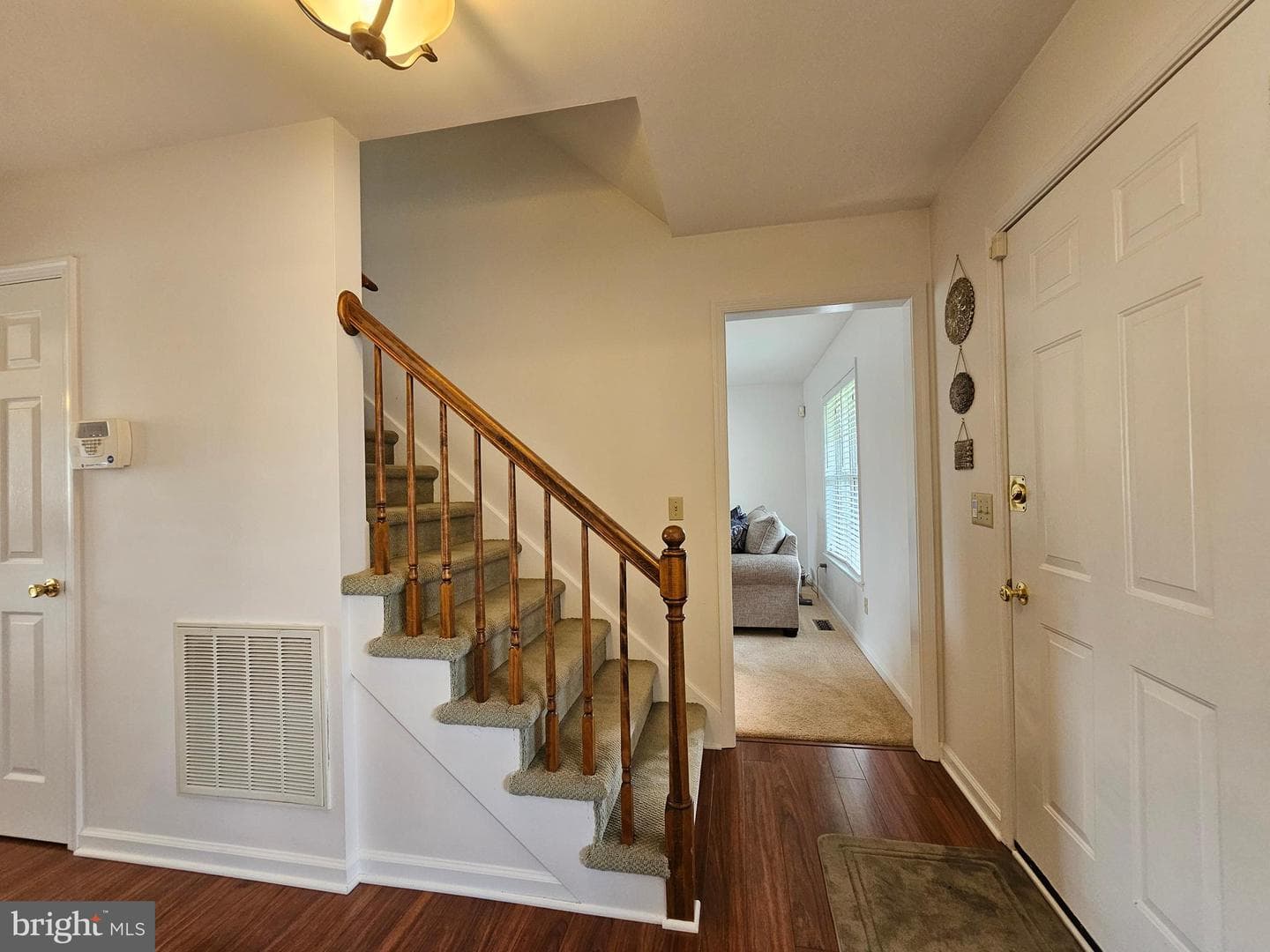 6136 Oxbridge Drive photo 13