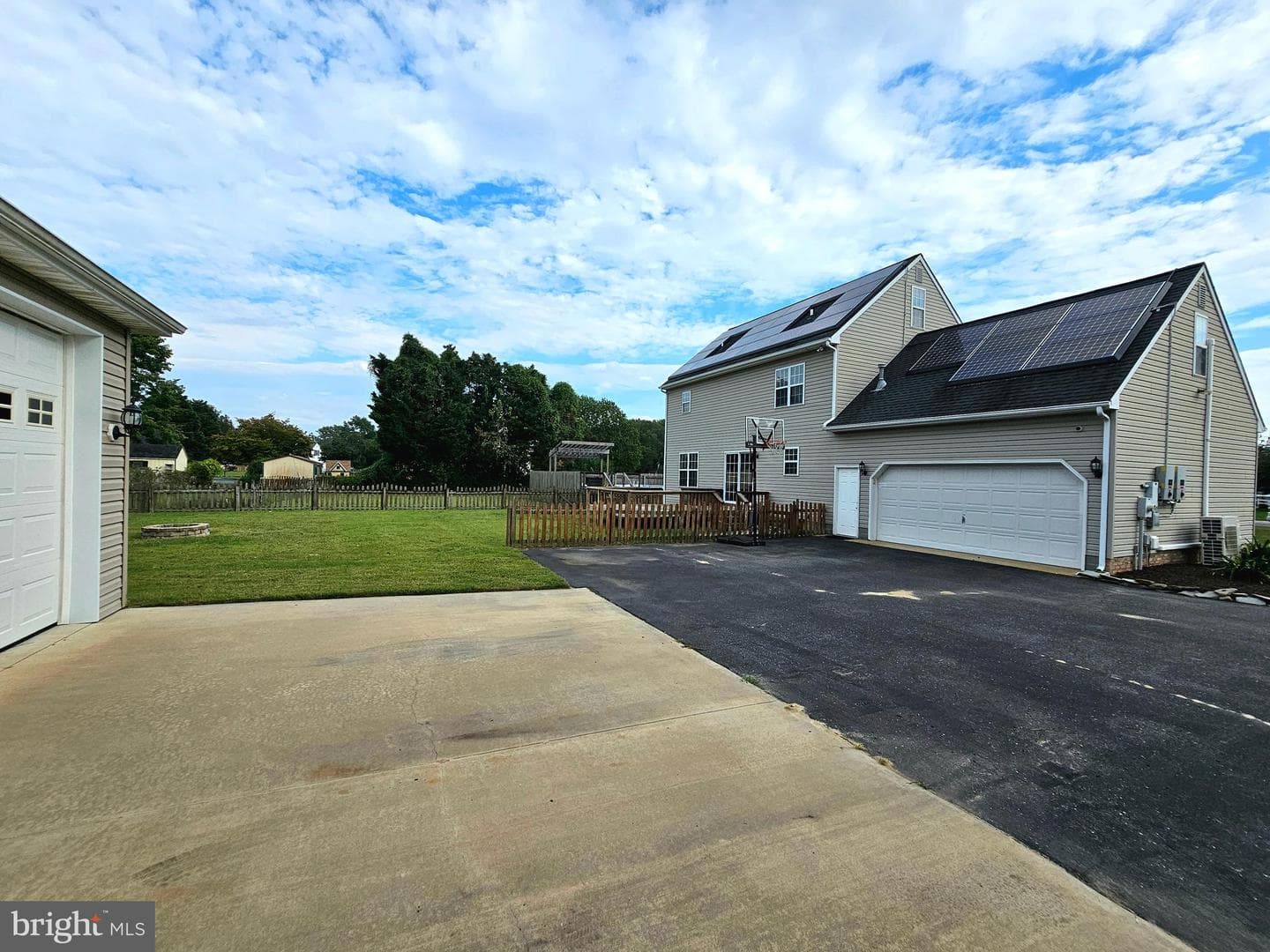 6136 Oxbridge Drive photo 33
