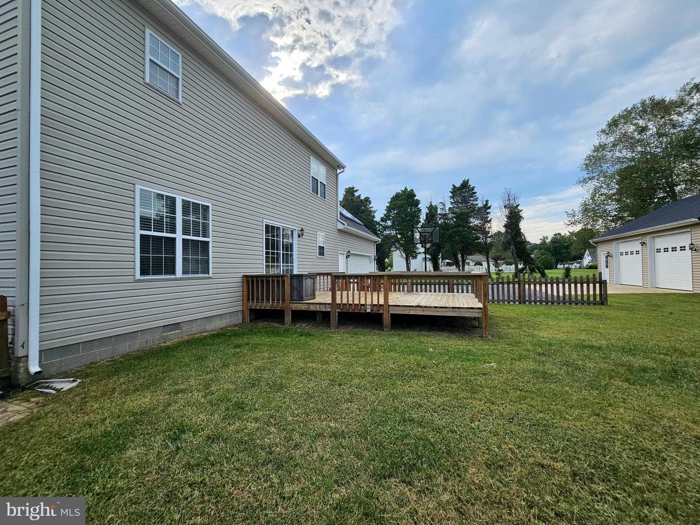 6136 Oxbridge Drive photo 34