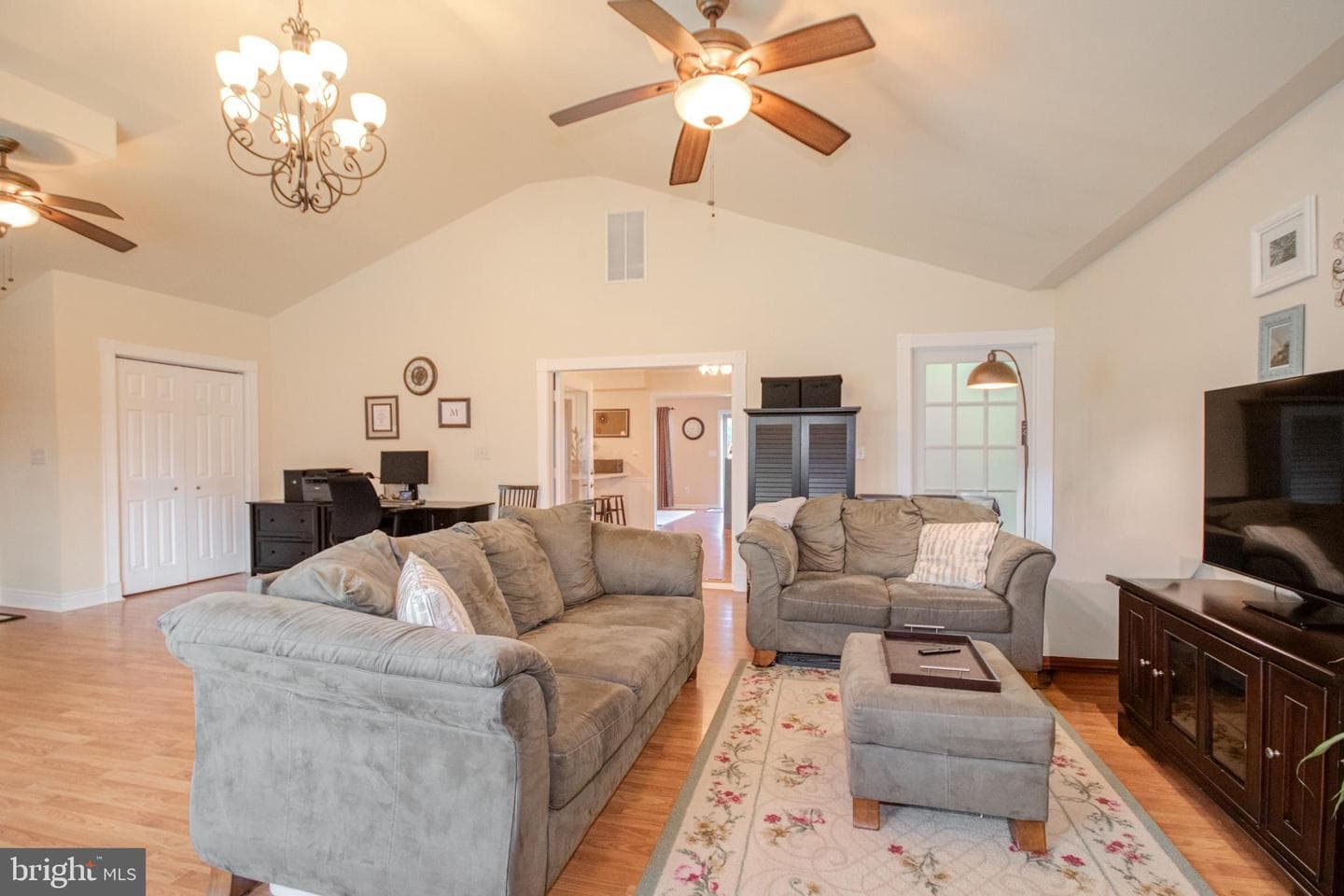 27567 Waller Road photo 14