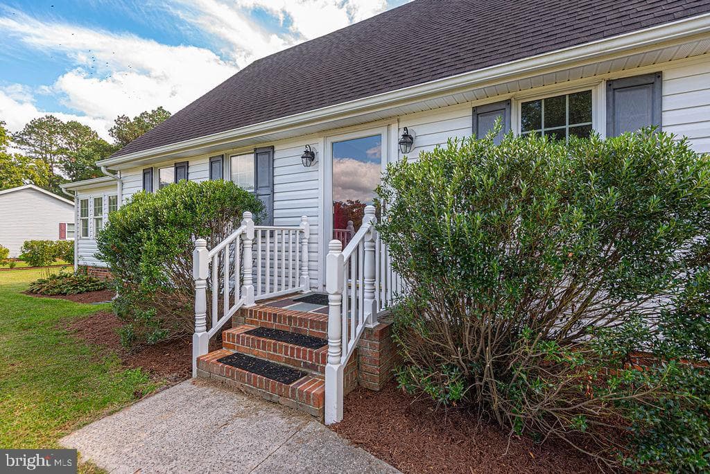 30299 Holly Lane photo 8