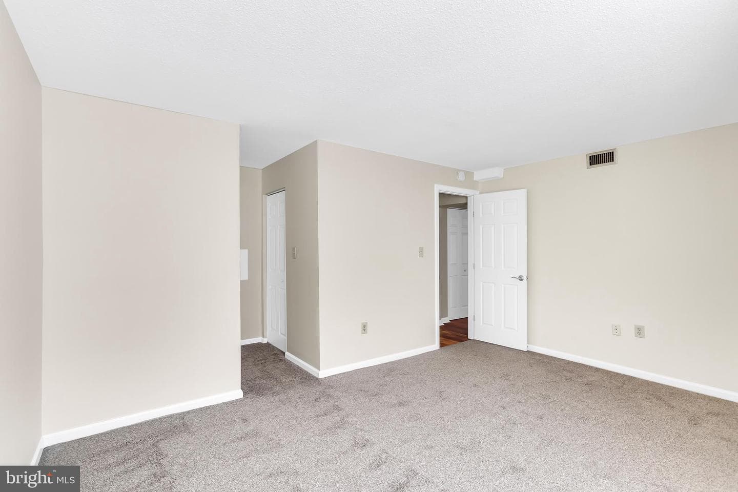 228 Canal Park Drive #g7 photo 12