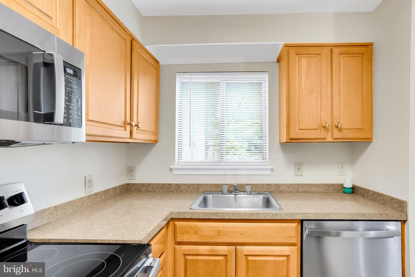228 Canal Park Drive #g7 photo 6