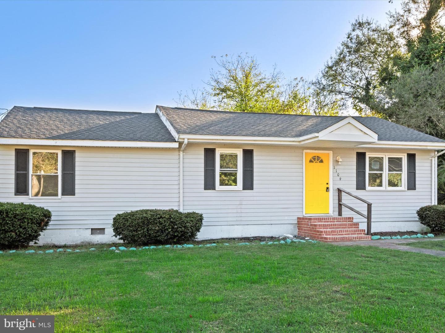 1109 Shawnee Avenue photo 2