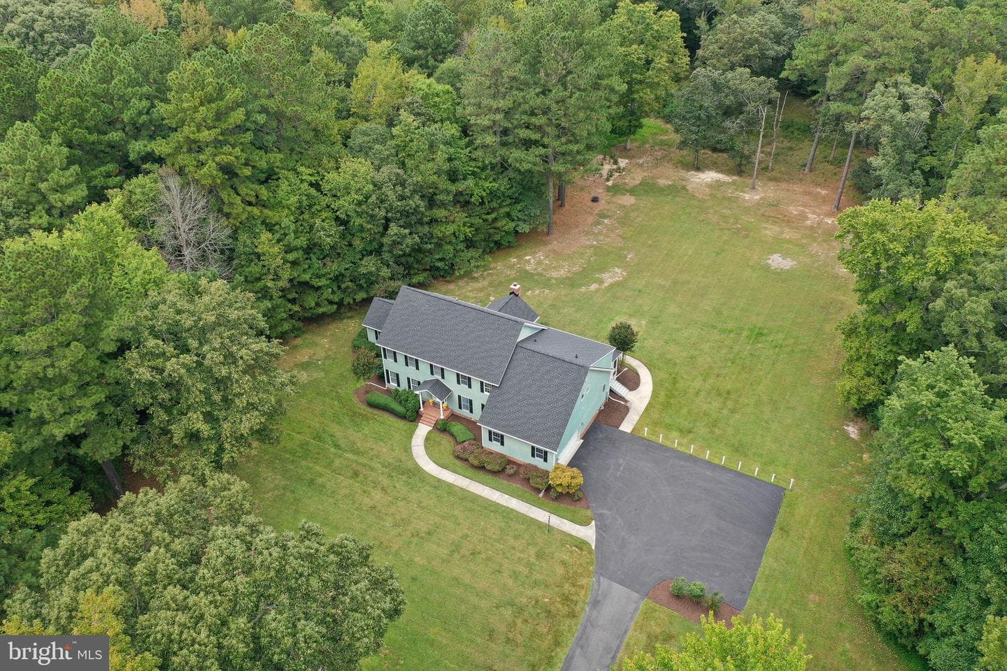 7805 Broadleaf Drive photo 2