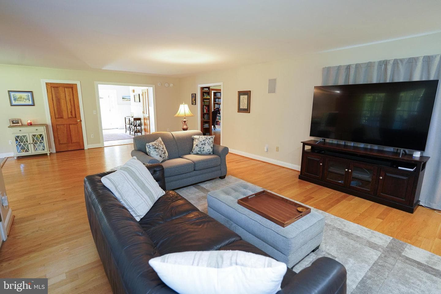 7805 Broadleaf Drive photo 28