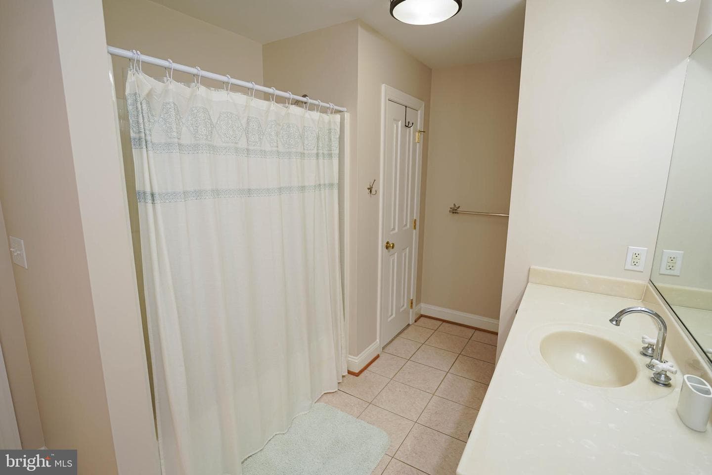 7805 Broadleaf Drive photo 54