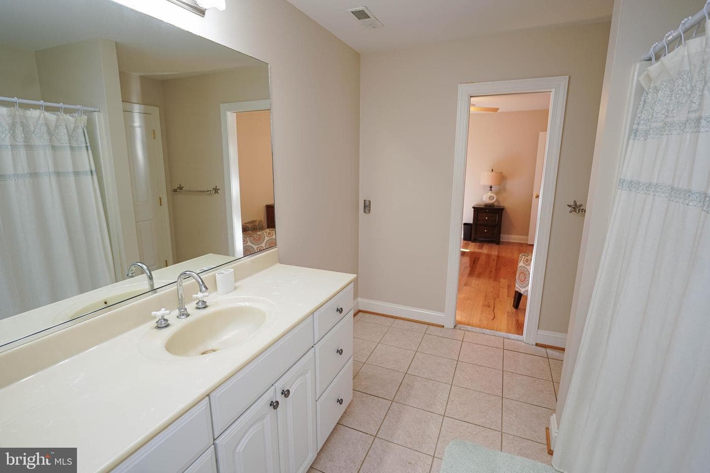7805 Broadleaf Drive photo 55
