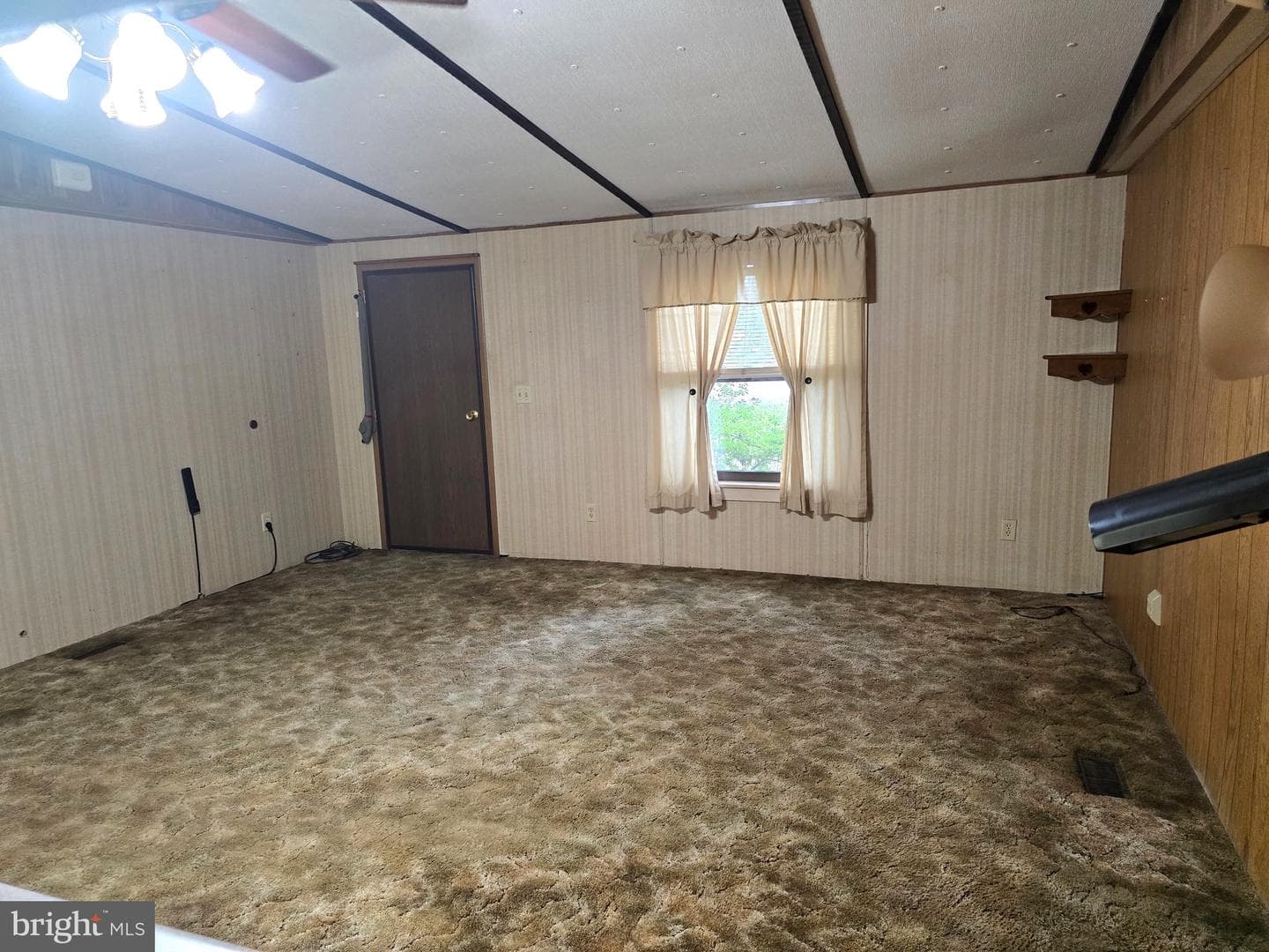 7718 Quantico Road photo 12
