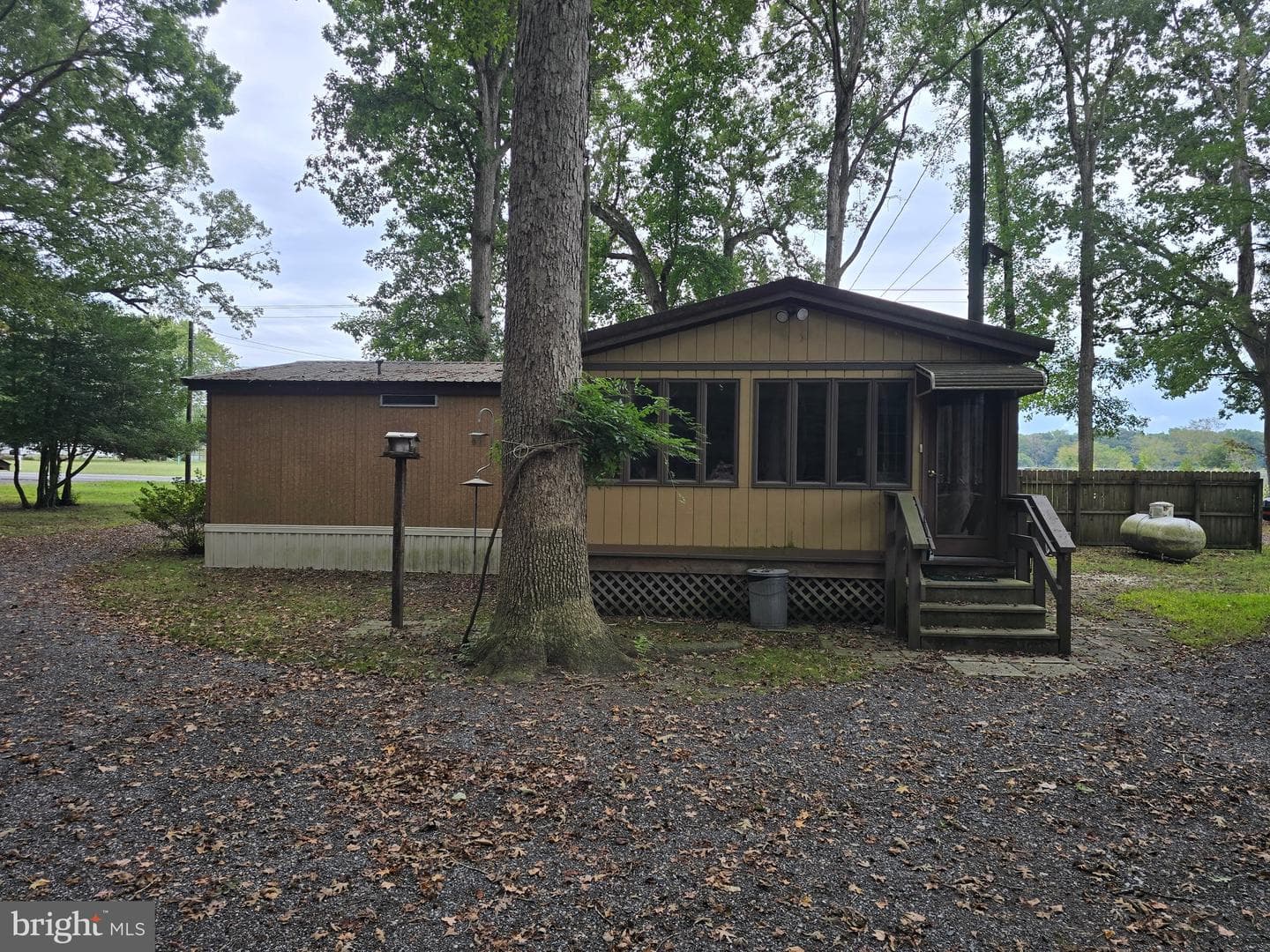 7718 Quantico Road photo 14