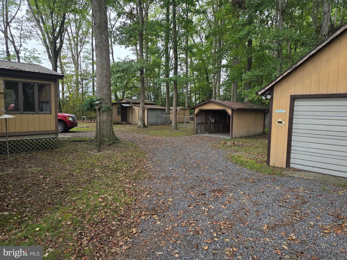 7718 Quantico Road photo 35