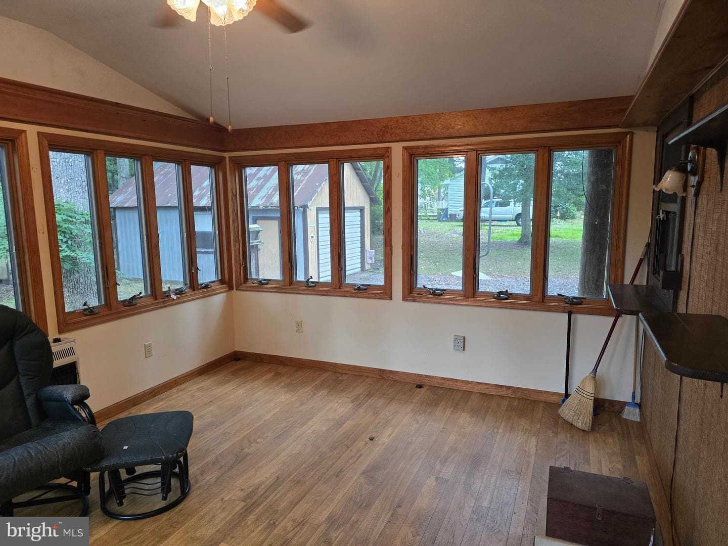 7718 Quantico Road photo 6