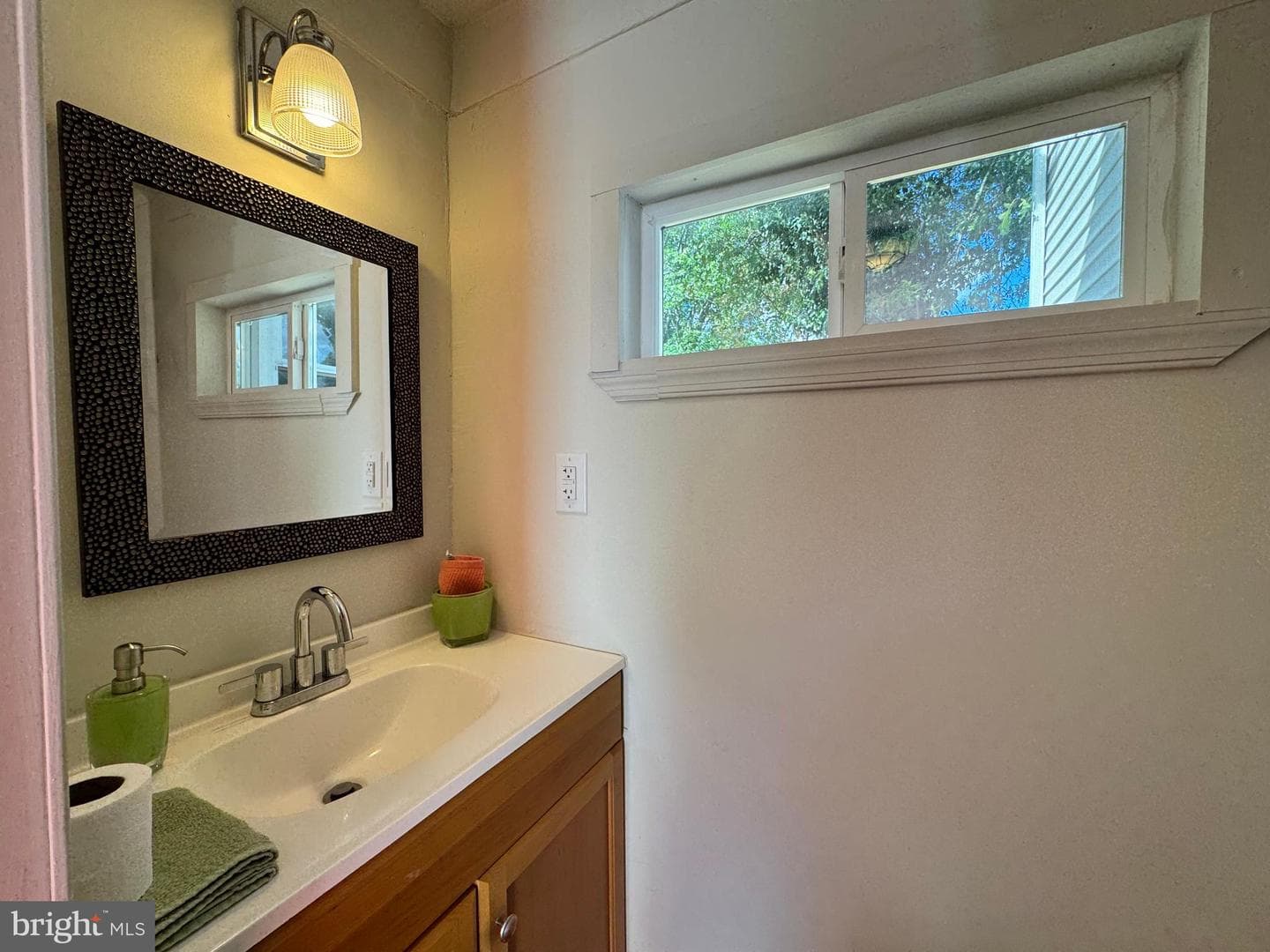 204 Holland Avenue photo 21