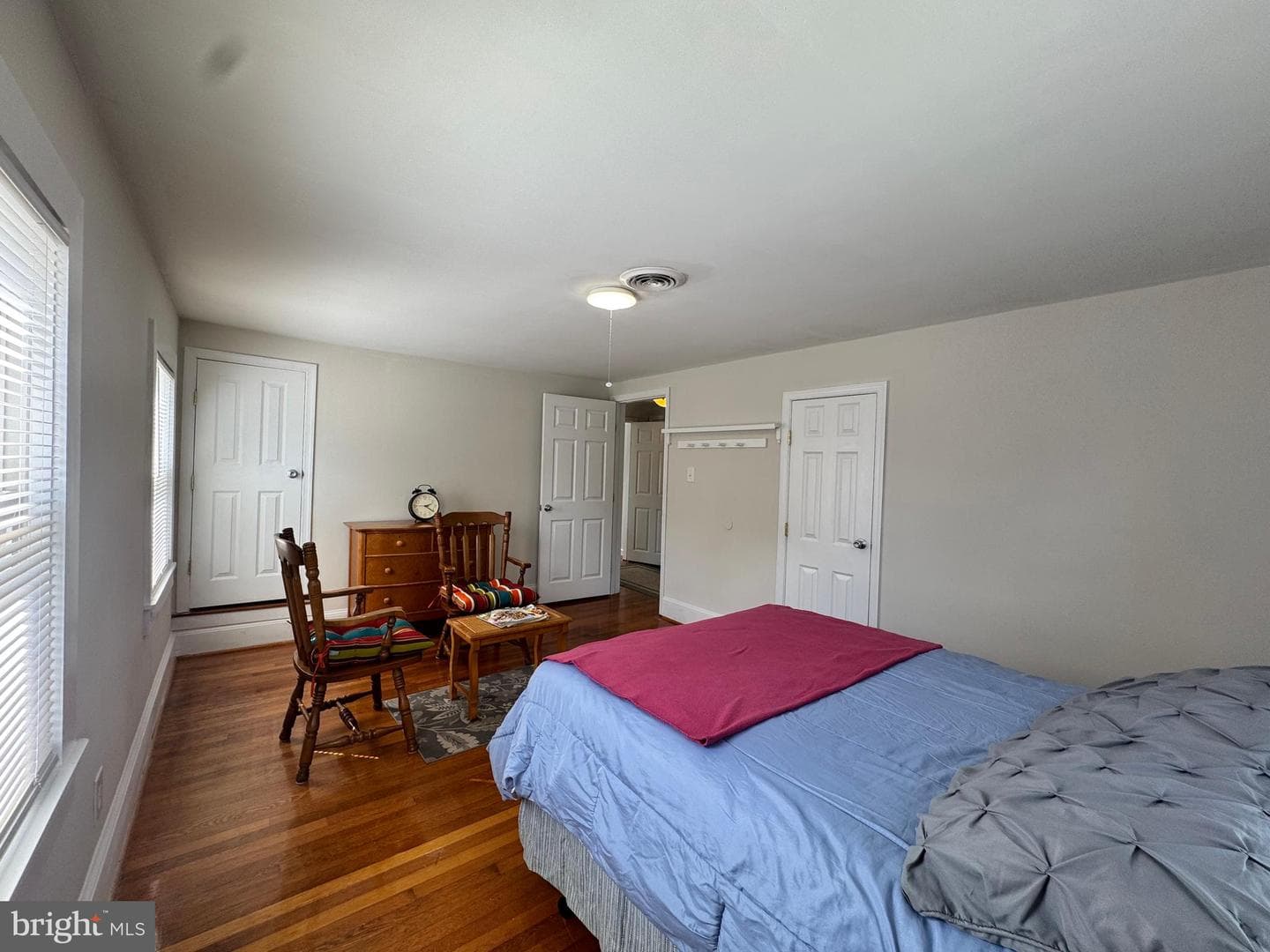 204 Holland Avenue photo 26