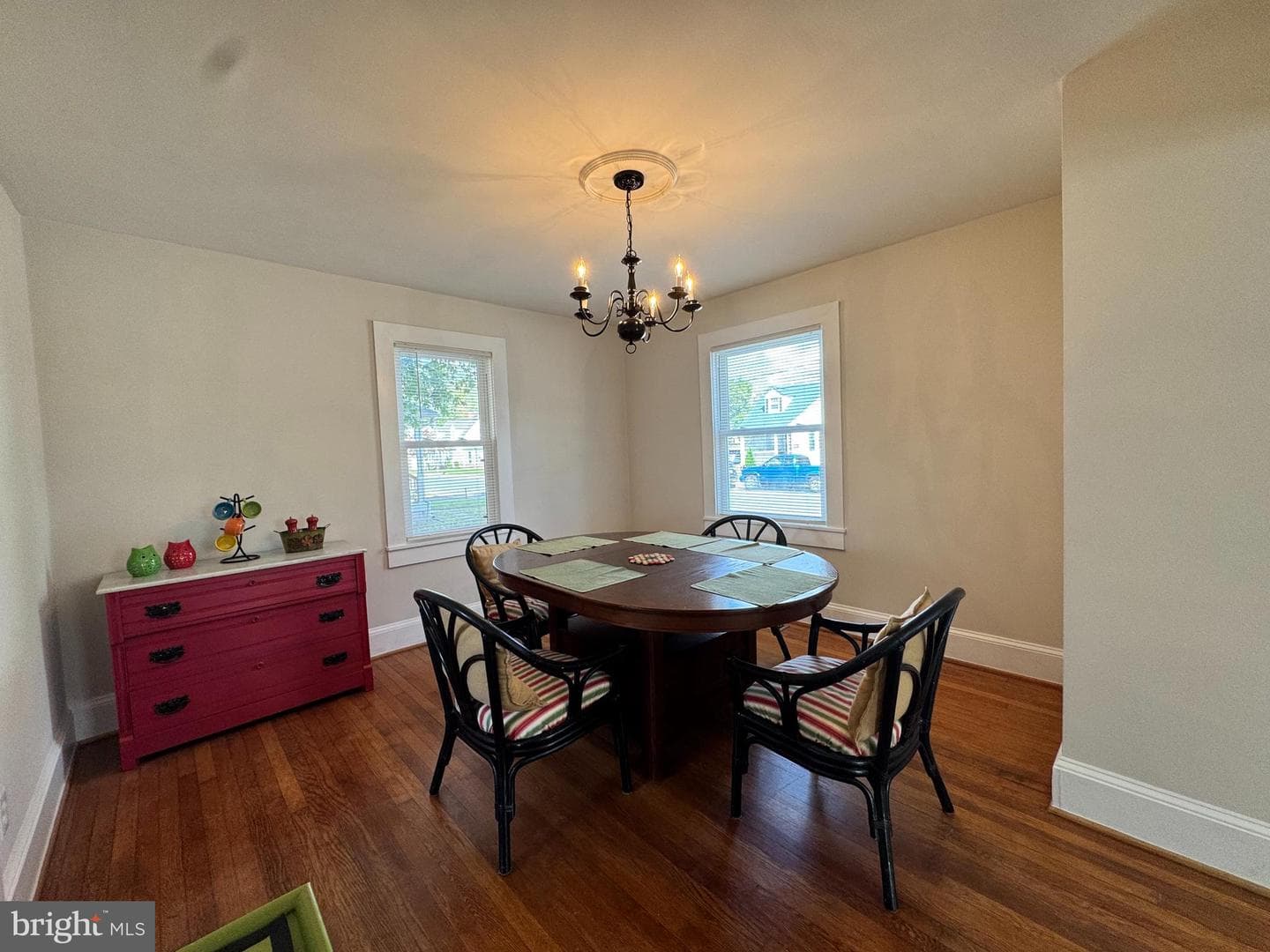 204 Holland Avenue photo 9