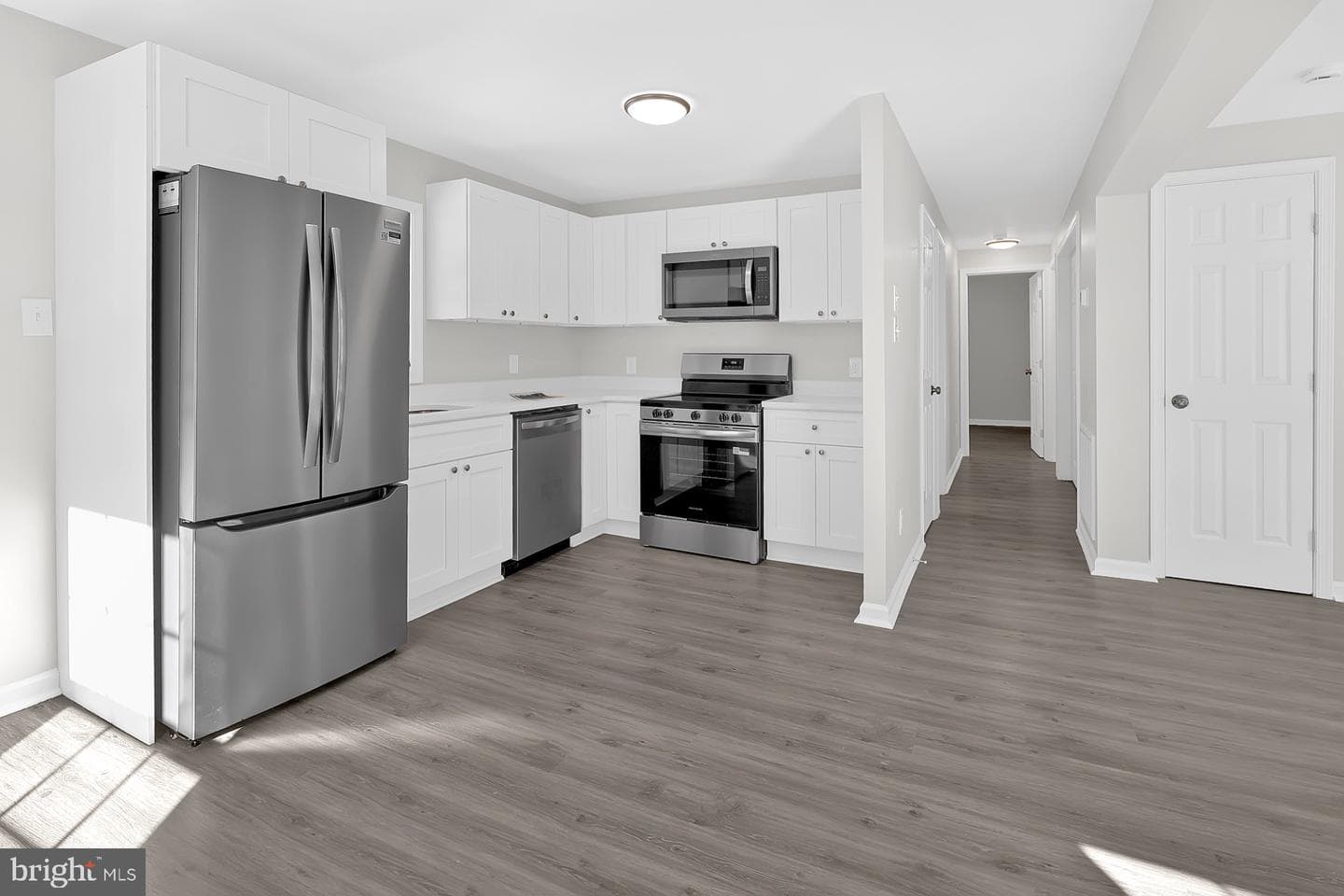 667 Cook Drive photo 4