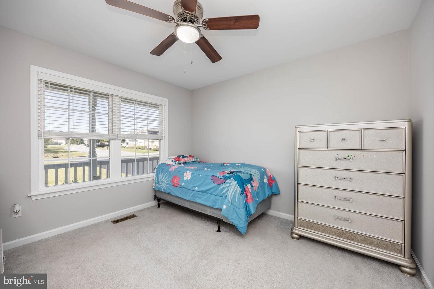211 Moonglow Road photo 32