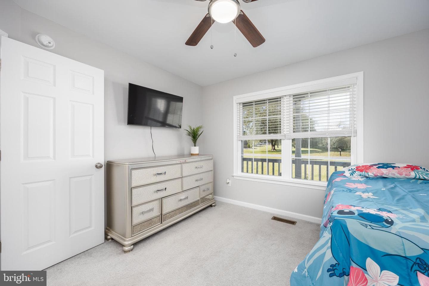 211 Moonglow Road photo 33