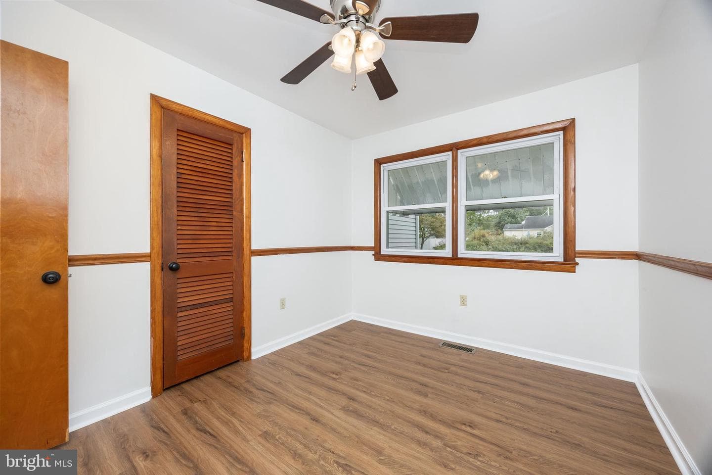 104 Coulbourn Drive photo 12