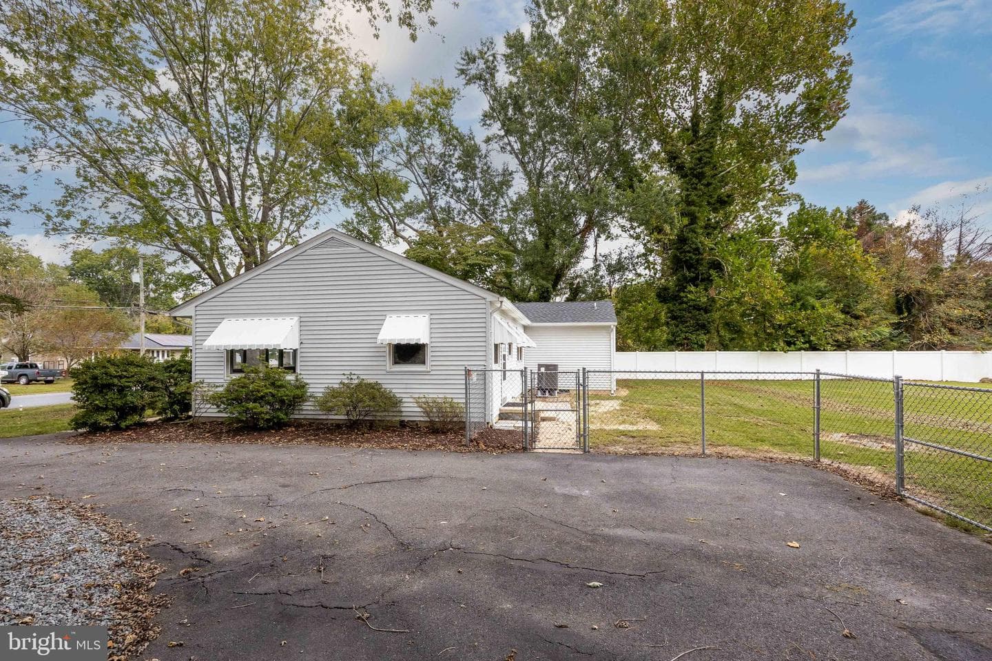 104 Coulbourn Drive photo 27