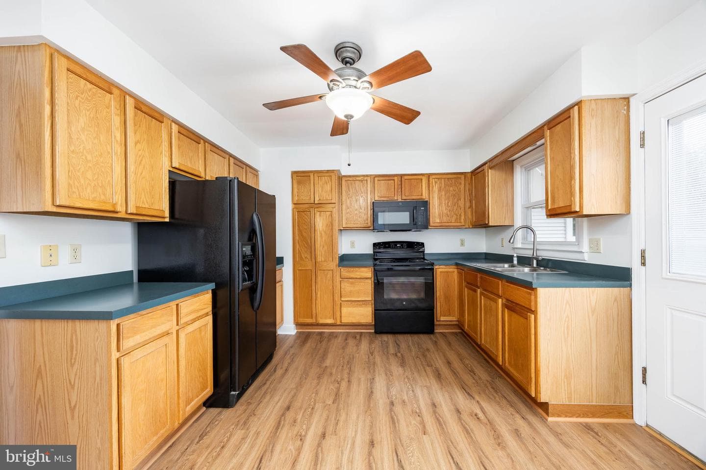 104 Coulbourn Drive photo 7