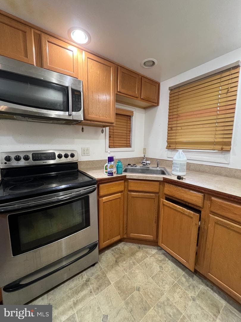 322 Naylor Street photo 7