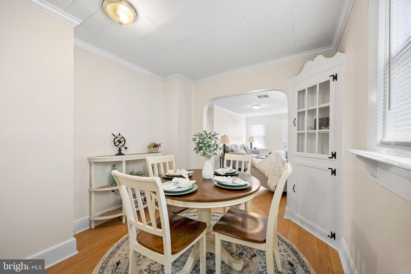 627 Liberty Street photo 11