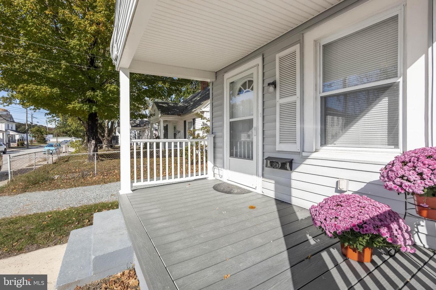 627 Liberty Street photo 3