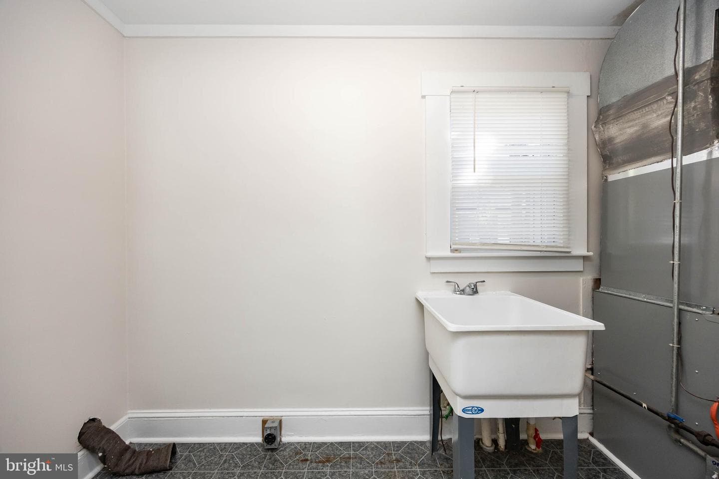 627 Liberty Street photo 36