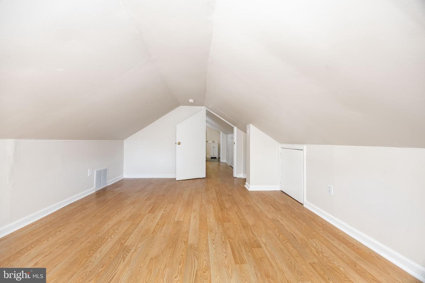 627 Liberty Street photo 39